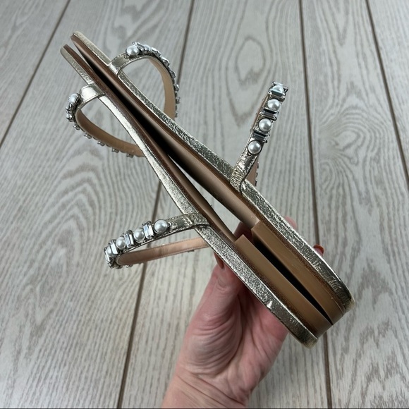 Stuart Weitzman Aleena Shine Pearl & Gem Embellished Flat Sandals 9 Platino $450 - Picture 5 of 11